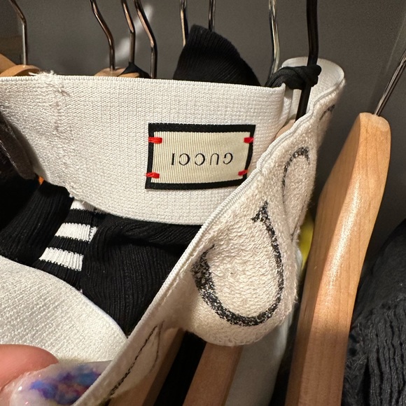 ✨Authentic GUCCI Headband❤️ - Picture 6 of 6